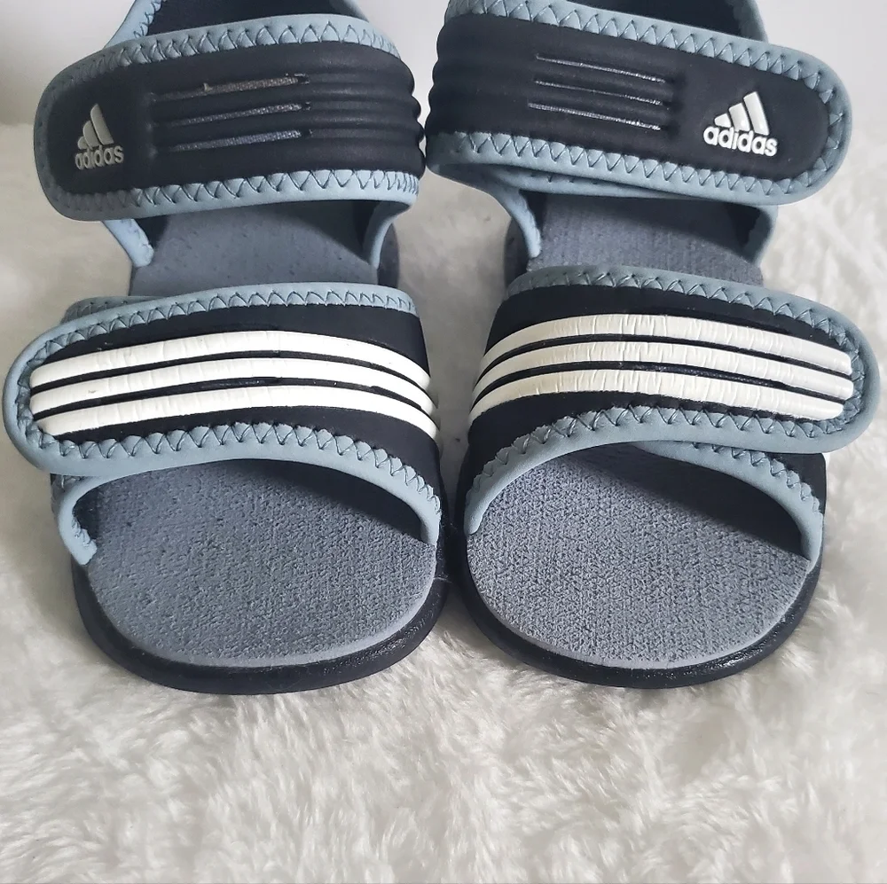 𝅺ADIDAS Akwah Black Blue White Velcro Sandals Infant/Toddler Size 5K